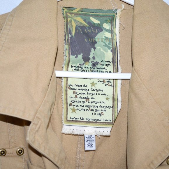 Vintage Women's Safari Style Belted Tan Jacket with Military Tactical Pockets - Picture 2 of 5